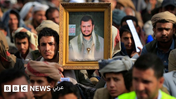 الحوثيون يعلنون استهداف ناقلة نفط سعودية قبالة سواحل ينبع غداة مهاجمة مطار نجران الحوثيون يعلنون استهداف ناقلة نفط سعودية قبالة سواحل ينبع غداة مهاجمة مطار نجران