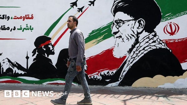 طهران تندد بـ الإرهاب الاقتصادي تزامنا مع وصول حاملة الطائرات جورج واشنطن إلى الشرق الأوسط
