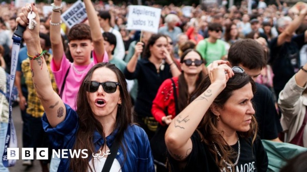 محتجون في أنحاء إسبانيا للمطالبة بمعالجة أزمة السكن
