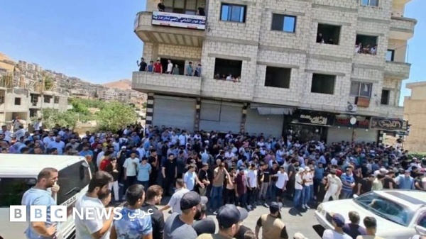 توترات أمنية في ريف دمشق تجدد الجدل حول تحديات المرحلة الانتقالية في سوريا توترات أمنية في ريف دمشق تجدد الجدل حول تحديات المرحلة الانتقالية في سوريا
