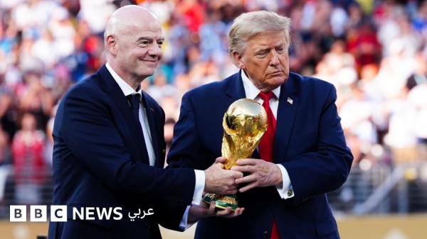 الاتحاد الإنجليزي يعتزم سحب دعمه لرئيس الفيفا إنفانتينو الذي يطلب دعم ترامب للبقاء الاتحاد الإنجليزي يعتزم سحب دعمه لرئيس الفيفا إنفانتينو الذي يطلب دعم ترامب للبقاء