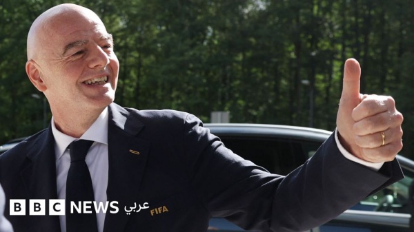 إنفانتينو سيترشح لولاية رابعة في رئاسة فيفا فهل يطيح به حلفاؤه