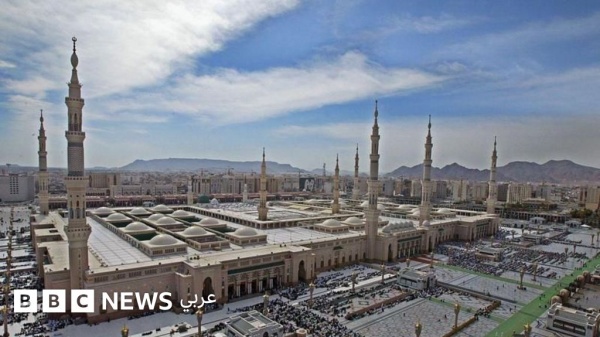 التحالف يعلن اعتراض صاروخ في المدينة المنورة وجماعة أنصار الله الحوثية تنفي التحالف يعلن اعتراض صاروخ في المدينة المنورة وجماعة أنصار الله الحوثية تنفي