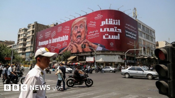 الولايات المتحدة تقصف عشرات الأهداف في إيران والحرس الثوري يؤكد استمرار إغلاق مضيق هرمز الولايات المتحدة تقصف عشرات الأهداف في إيران والحرس الثوري يؤكد استمرار إغلاق مضيق هرمز