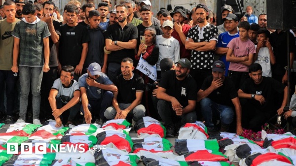 غزة تشي ع رفات أكثر من 100 فلسطيني انتشلوا من تحت الأنقاض غزة تشي ع رفات أكثر من 100 فلسطيني انتشلوا من تحت الأنقاض