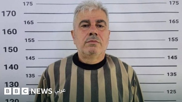 السلطات السورية توقف لواء سابقا شارك في عمليات حلب والغوطة و11 قتيلا بانفجار موقع عسكري شرق البلاد السلطات السورية توقف لواء سابقا شارك في عمليات حلب والغوطة و11 قتيلا بانفجار موقع عسكري شرق البلاد