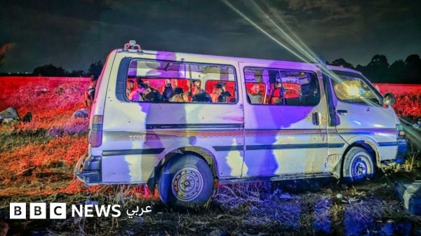 سوريا قتلى وجرحى في هجوم على حافلة في حمص وانفجار خط غاز يعط ل ثلاث محطات لتوليد الكهرباء سوريا قتلى وجرحى في هجوم على حافلة في حمص وانفجار خط غاز يعط ل ثلاث محطات لتوليد الكهرباء
