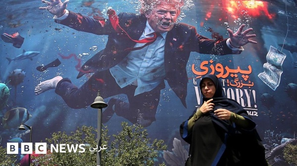إيران تتعهد بمواجهة العقوبات الأمريكية وتؤكد استمرار القيود في مضيق هرمز