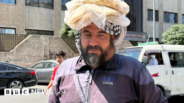 سوريا تودع ليرتها القديمة لكن تطبيق حذف الصفرين يتعث ر في الشارع سوريا تودع ليرتها القديمة لكن تطبيق حذف الصفرين يتعث ر في الشارع