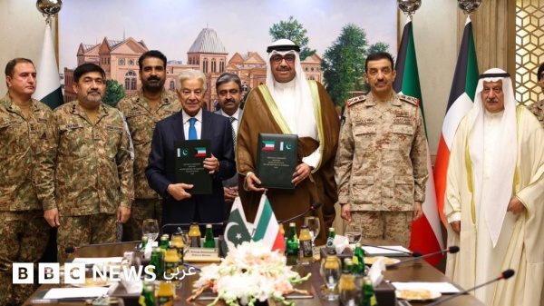 اتفاق دفاعي جديد بين الكويت وباكستان هل يت سع الدور الباكستاني في أمن الخليج اتفاق دفاعي جديد بين الكويت وباكستان هل يت سع الدور الباكستاني في أمن الخليج
