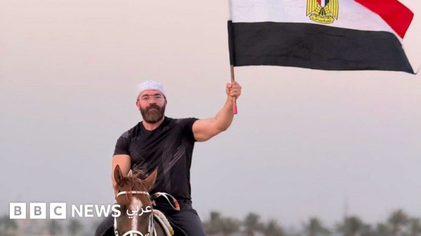 دخول العلم المصري ممنوع مدون مصري يثير جدلا في منطقة سقارة الأثرية فما القصة دخول العلم المصري ممنوع مدون مصري يثير جدلا في منطقة سقارة الأثرية فما القصة