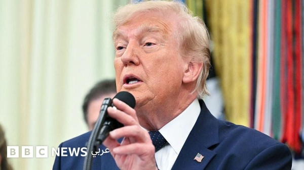 ترامب أكد أنه طلب من الفيفا مراجعة قرار إيقاف المهاجم الأمريكي بالوغون أمام بلجيكا ترامب أكد أنه طلب من الفيفا مراجعة قرار إيقاف المهاجم الأمريكي بالوغون أمام بلجيكا