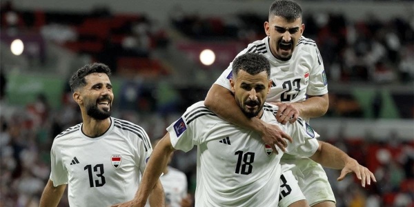 أرنولد يكشف استعداد العراق لمواجهة المنتخب السعودي أرنولد يكشف استعداد العراق لمواجهة المنتخب السعودي