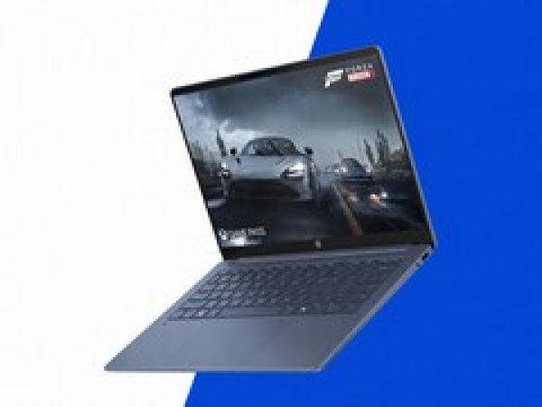 أحدث منافس لجهاز macbook neo من hp مع شاشة oled مقاس 14 بوصة وعمر بطارية يصل إلى 41 ساعة ينخفض إلى 399 99 دولار ا