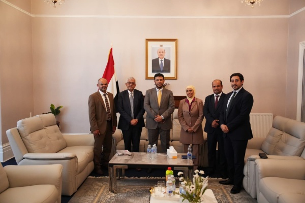 بعد لقاءات لندن ما الذي يحمله عضو الرئاسي العليمي في حقيبته لليمنيين بعد لقاءات لندن ما الذي يحمله عضو الرئاسي العليمي في حقيبته لليمنيين