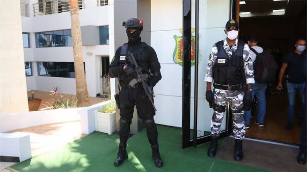 المضيق توقيف عنصر حامل للفكر المتشدد يشتبه في تورطه في الإعداد لتنفيذ مخطط إرهابي بلاغ المضيق توقيف عنصر حامل للفكر المتشدد يشتبه في تورطه في الإعداد لتنفيذ مخطط إرهابي بلاغ