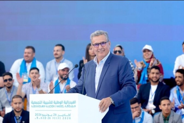 أخنوش يقطر الشمع على ابن كيران أمام شبيبته بأكادير بعد قرار الحكومة إلغاء الساعة الإضافية