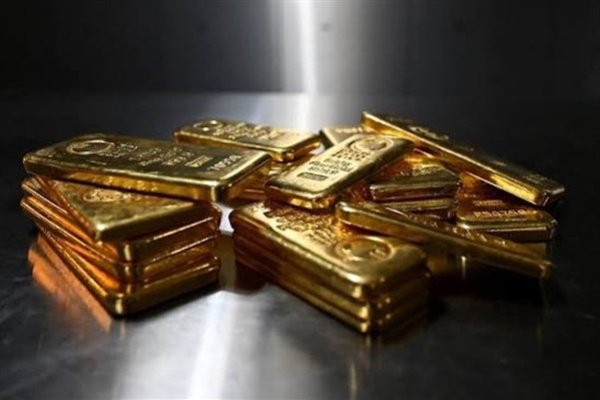 الذهب يتراجع لأدنى مستوى في 11 أسبوعا والنفط يواصل الارتفاع الذهب يتراجع لأدنى مستوى في 11 أسبوعا والنفط يواصل الارتفاع