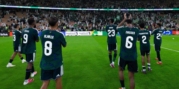 عبدالله آل سالم يفك شفرة العراق المنتخب السعودي يتقدم في خليجي 27 عبدالله آل سالم يفك شفرة العراق المنتخب السعودي يتقدم في خليجي 27
