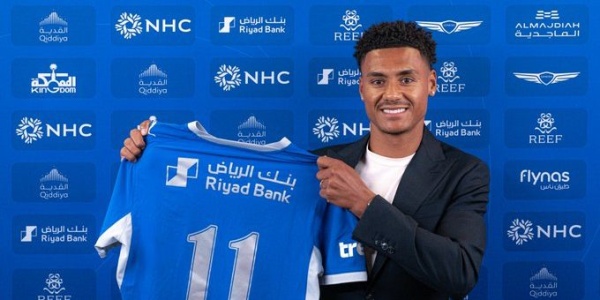 أولي واتكينز يتألق مع الهلال بـ8 مساهمات تهديفية في 5 مباريات