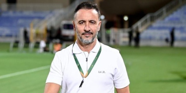 فيتور بيريرا يشعل الجدل في الأهلي بين الخيار الجيد و يكمل مهمة التدمير