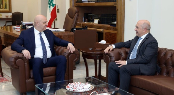 آلان عون من بعبدا دعم كامل للرئيس عون آلان عون من بعبدا دعم كامل للرئيس عون