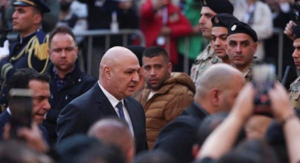 الرئيس عون من مركز أمن الدولة في سراي طرابلس لا تتهاونوا ولا تخضعوا للضغوط الرئيس عون من مركز أمن الدولة في سراي طرابلس لا تتهاونوا ولا تخضعوا للضغوط