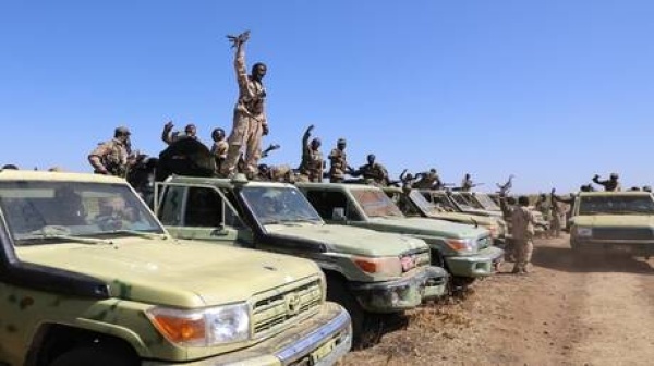 الجيش السوداني يقصف مقر إقامة حميدتي ومنازل قيادات بارزة في قوات الدعم السريع بنيالا الجيش السوداني يقصف مقر إقامة حميدتي ومنازل قيادات بارزة في قوات الدعم السريع بنيالا
