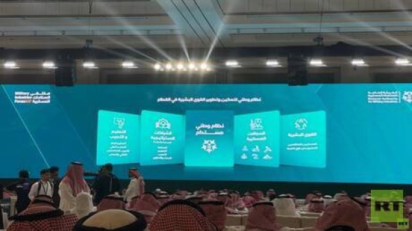 السعودية تعلن ارتفاع توطين الإنفاق العسكري إلى 27 3 و49 ألف عامل بالقطاع