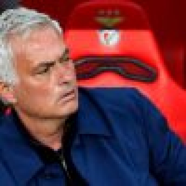 ريال مدريد يعلن تعيين جوزيه مورينيو مدرب ا للفريق ريال مدريد يعلن تعيين جوزيه مورينيو مدرب ا للفريق