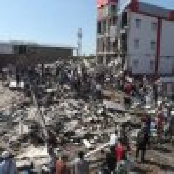ارتفاع حصيلة ضحايا زلزال كولومبيا إلى 304 قتلى ارتفاع حصيلة ضحايا زلزال كولومبيا إلى 304 قتلى