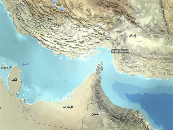 حصار هرمز يدخل مرحلة التصعيد تراجع حاد بالملاحة وتحركات عسكرية أمريكية واسعة