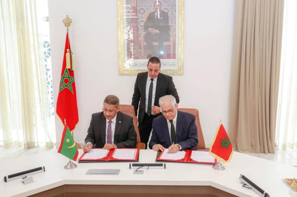 موريتانيا والمغرب يوقعان اتفاقية لتأهيل وتوسعة طريق نواكشوط نواذيبو موريتانيا والمغرب يوقعان اتفاقية لتأهيل وتوسعة طريق نواكشوط نواذيبو