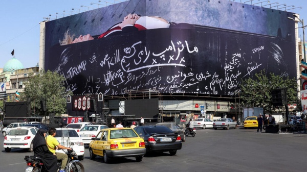 هدوء حذر بين واشنطن وطهران واستمرار التصعيد بين الحوثيين والسعودية هدوء حذر بين واشنطن وطهران واستمرار التصعيد بين الحوثيين والسعودية