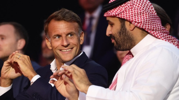 ماكرون يستقبل ولي العهد السعودي في زيارة ليومين تتناول الشراكة وملفات الشرق الأوسط