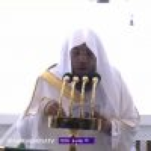 خطبتا الجمعة بالحرمين معية الله للمؤمن خير زاد في دروب الحياة وخطوبها والشريعة أحاطت الترويح بآداب وضوابط ليبقى في دائرة الحلال