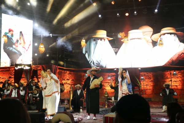 في رحاب قرطاج ودادية أعوان التعليم العالي تنجح في تحويل عشاق المحفل إلى موعد للفرح واللقاء