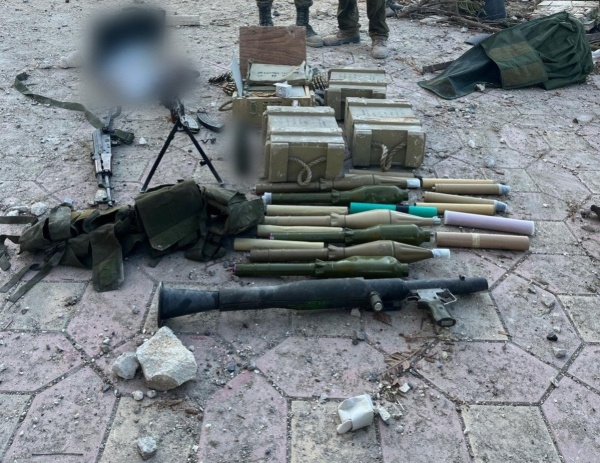 الجيش الإسرائيلي عثرنا على أكثر من 150 قطعة سلاح في حداثا الجيش الإسرائيلي عثرنا على أكثر من 150 قطعة سلاح في حداثا
