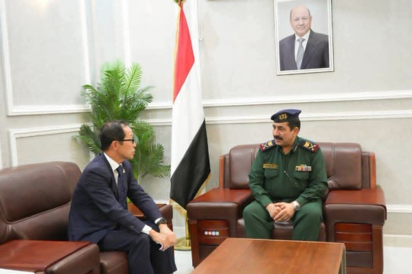 وزير الداخلية يبحث مع السفير الياباني ومدير وكالة جايكا أوجه التعاون في المجال الأمني