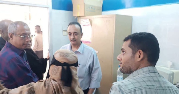 مدير صحة عدن يتفقد عدد من المرافق الصحية في مديرية الشيخ عثمان مدير صحة عدن يتفقد عدد من المرافق الصحية في مديرية الشيخ عثمان
