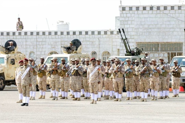 اللواء محمد اليميني يشهد تدش ين المرحلة الثانية من العام التدريبي 2026م باللواء الثاني دفاع ساحلي اللواء محمد اليميني يشهد تدش ين المرحلة الثانية من العام التدريبي 2026م باللواء الثاني دفاع ساحلي
