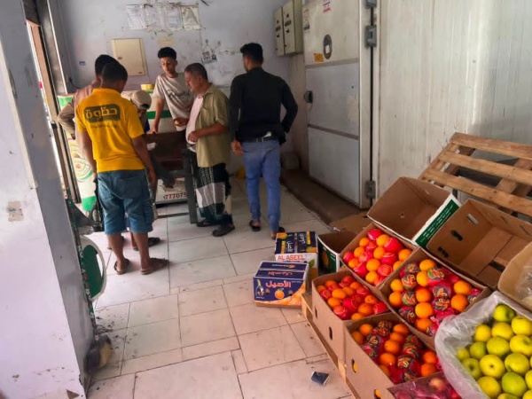 ضبط 3 مخالفات تجارية في النزول اليومي بأسواق المنصورة ضبط 3 مخالفات تجارية في النزول اليومي بأسواق المنصورة