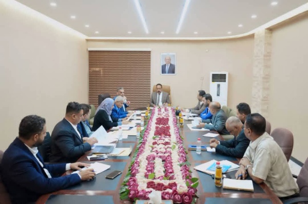 وزير الأشغال يرأس اجتماع مجلس إدارة صندوق صيانة الطرق وزير الأشغال يرأس اجتماع مجلس إدارة صندوق صيانة الطرق