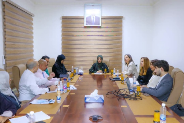 وزيرة التخطيط تبحث مع وفد من البنك الدولي ومؤسسة التمويل الدولية تعزيز التنسيق ودعم الاستثمار