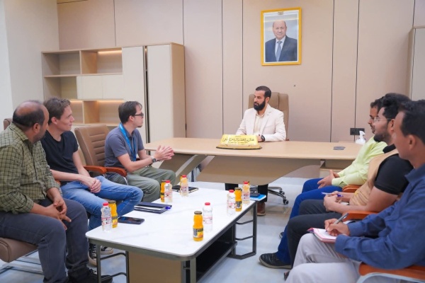 محافظ أبين يلتقي المدير الإقليمي لمنظمة إنترسوس ويشيد بتدخلاتها الإنسانية في المحافظة محافظ أبين يلتقي المدير الإقليمي لمنظمة إنترسوس ويشيد بتدخلاتها الإنسانية في المحافظة