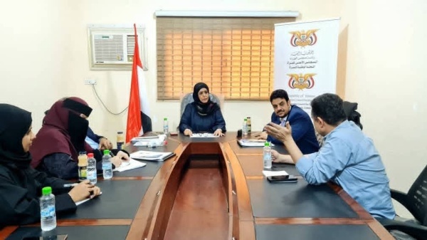 رئيسة اللجنة الوطنية للمرأة تلتقي وفدا من الأمانة العامة لمجلس الوزراء لبحث خطط التمكين والأداء المؤسسي رئيسة اللجنة الوطنية للمرأة تلتقي وفدا من الأمانة العامة لمجلس الوزراء لبحث خطط التمكين والأداء المؤسسي