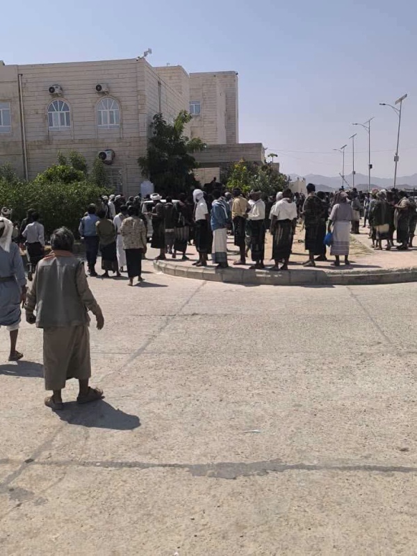 هجوم بصواريخ باليستية يستهدف معسكر العلم أثناء دورة تدريبية هجوم بصواريخ باليستية يستهدف معسكر العلم أثناء دورة تدريبية