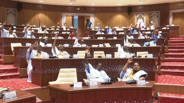 موريتانيا البرلمان يصادق على تمويل مشاريع للكهربة الريفية والحماية الاجتماعية موريتانيا البرلمان يصادق على تمويل مشاريع للكهربة الريفية والحماية الاجتماعية