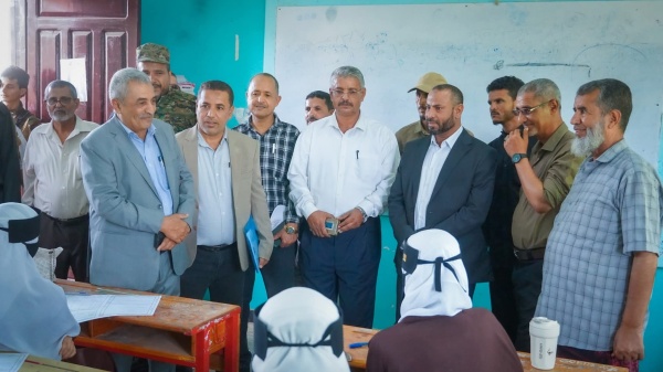 اللواء القبة يدشن اختبارات الشهادة الثانوية العامة بمحافظة الضالع اللواء القبة يدشن اختبارات الشهادة الثانوية العامة بمحافظة الضالع