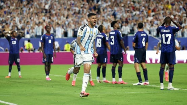 الأرجنتين تهزم الرأس الأخضر بصعوبة وتواجه مصر في دور 16 بكأس العالم الأرجنتين تهزم الرأس الأخضر بصعوبة وتواجه مصر في دور 16 بكأس العالم